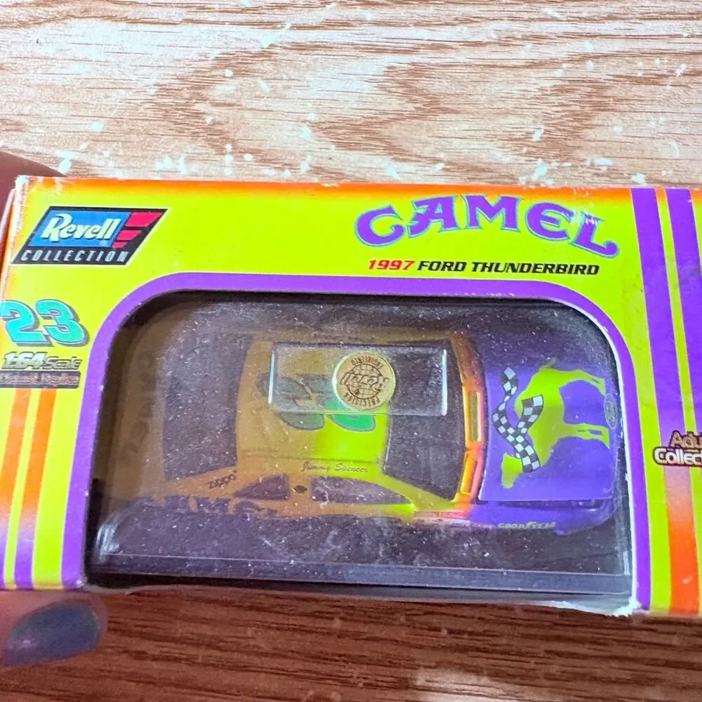 Revell NASCAR 1997 Camel Ford Thunderbird # 23 Jimmy Spencer 1:43 Never Opened